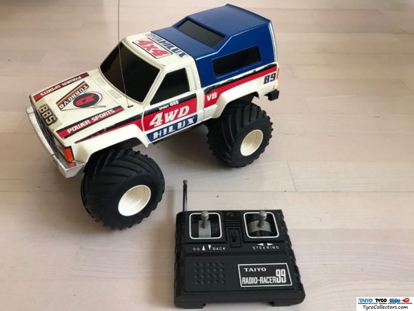 8401 Taiyo OffRoad 4WD Hilux Car with Controller
