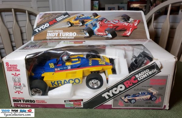2415 27 Tyco Indy Turbo Kraco Box