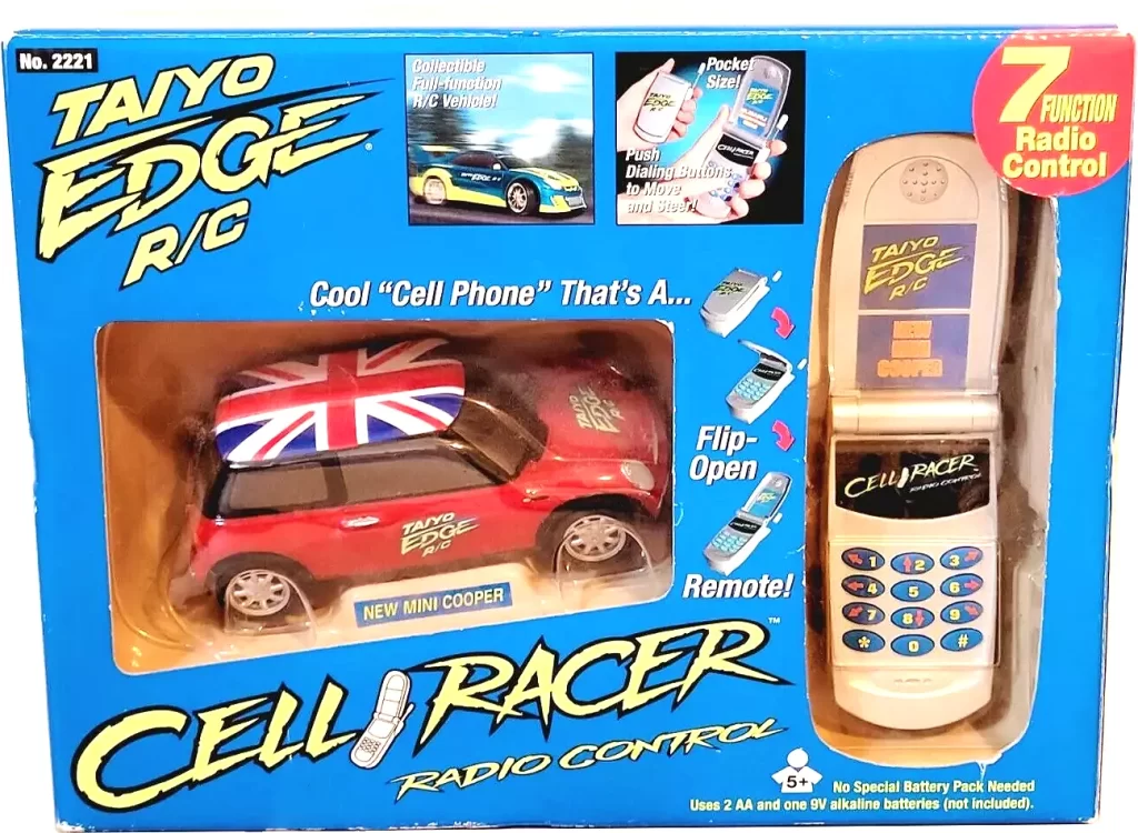 Taiyo Edge Cell Racer and Taiyo Mobile Racer 5 2221 Taiyo Edge Cell Racer Box Front Red British