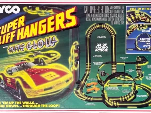 6231 Tyco Super Cliff Hangers with Nite Glow Box Front